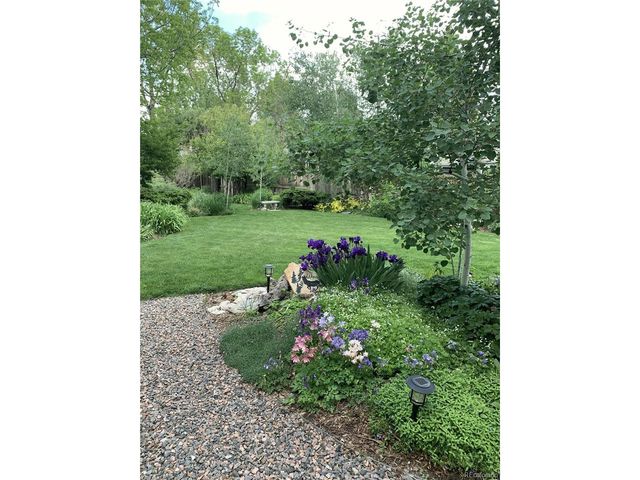 9461 W Baltic Ct, Lakewood, CO 80227