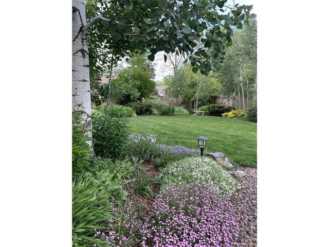 9461 W Baltic Ct, Lakewood, CO 80227