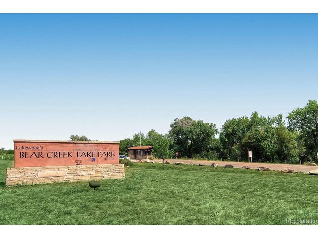 9461 W Baltic Ct, Lakewood, CO 80227