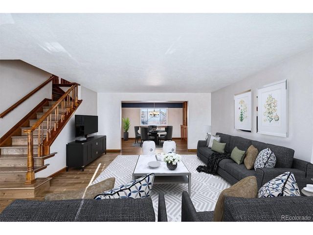 9461 W Baltic Ct, Lakewood, CO 80227