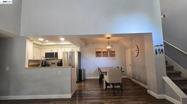 74 Carriage Way 74, Pomona, CA 91766