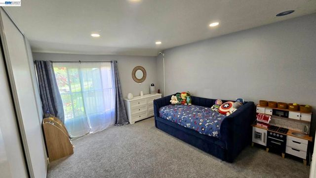 74 Carriage Way 74, Pomona, CA 91766