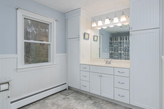 21 Hooksett Turnpike, Bow, NH 03304