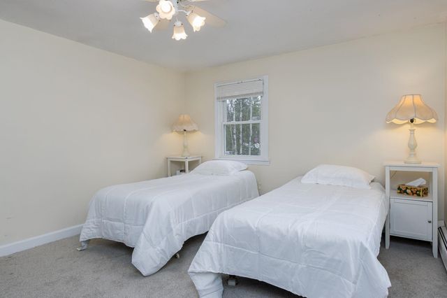 21 Hooksett Turnpike, Bow, NH 03304