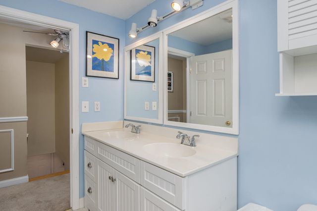 21 Hooksett Turnpike, Bow, NH 03304