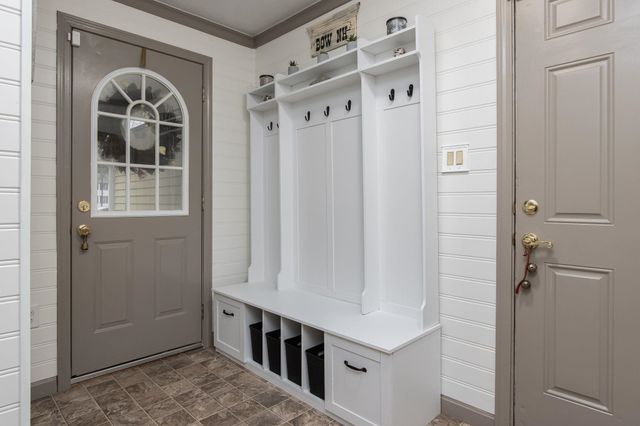 21 Hooksett Turnpike, Bow, NH 03304