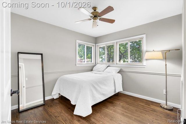 22587 Kipling Street, Saint Clair Shores, MI 48080