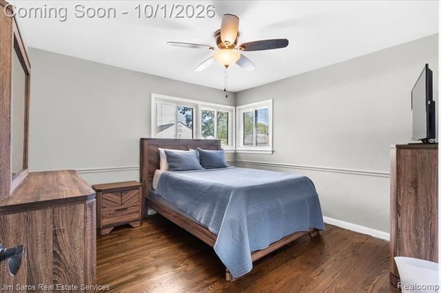 22587 Kipling Street, Saint Clair Shores, MI 48080