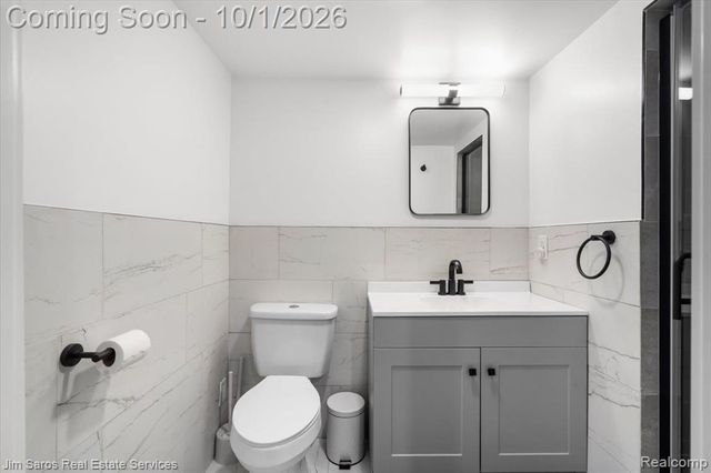 22587 Kipling Street, Saint Clair Shores, MI 48080