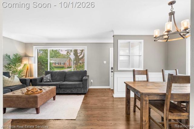 22587 Kipling Street, Saint Clair Shores, MI 48080