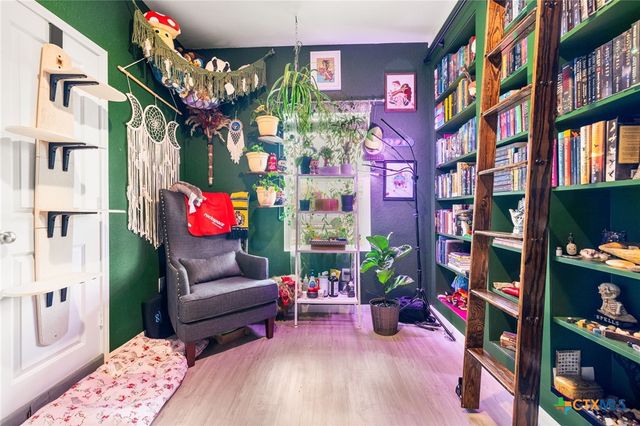 9058 Bowie Ridge, Seguin, TX 78155