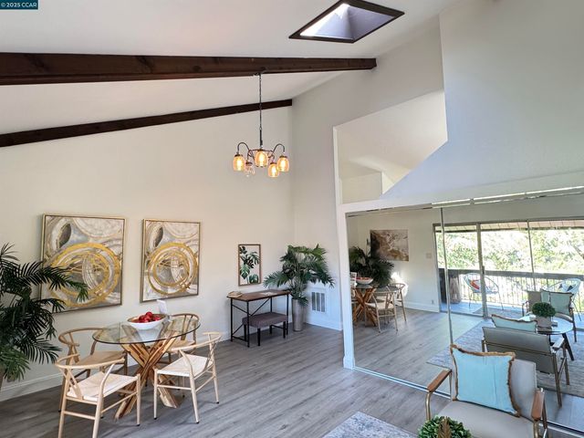 2075 Ascot Dr 221, Moraga, CA 94556