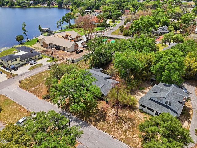 104 11TH STREET SE, Winter Haven, FL 33880