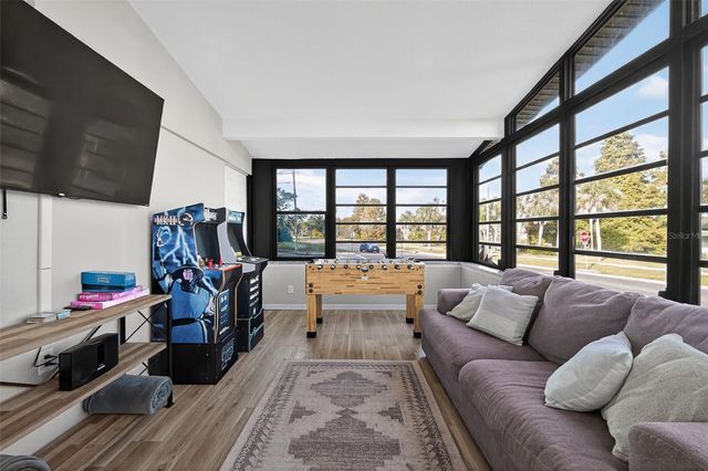 63 LAKE HUNTER DRIVE, Lakeland, FL 33803