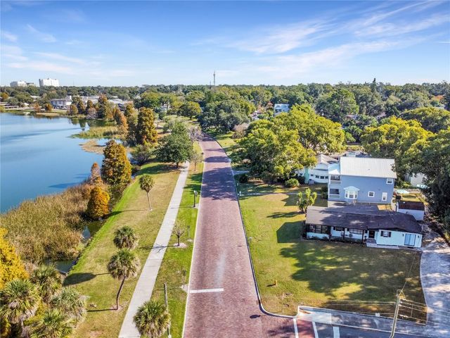 63 LAKE HUNTER DRIVE, Lakeland, FL 33803