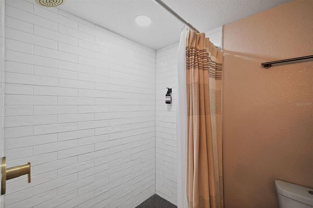 63 LAKE HUNTER DRIVE, Lakeland, FL 33803