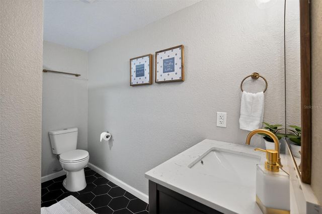 63 LAKE HUNTER DRIVE, Lakeland, FL 33803