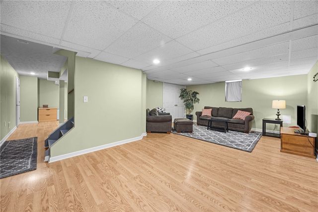 1332 Cherry Laurel Circle, Webster, NY 14580