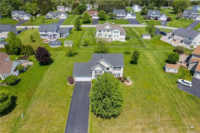 1332 Cherry Laurel Circle, Webster, NY 14580