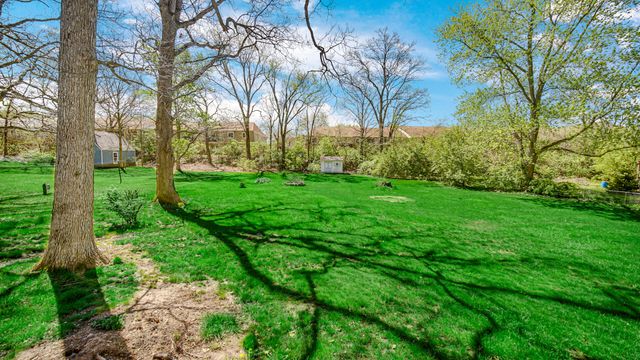 157 Spectacle Drive, Valparaiso, IN 46383