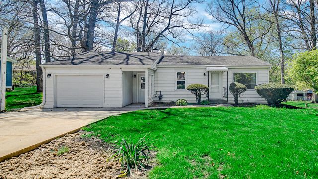 157 Spectacle Drive, Valparaiso, IN 46383