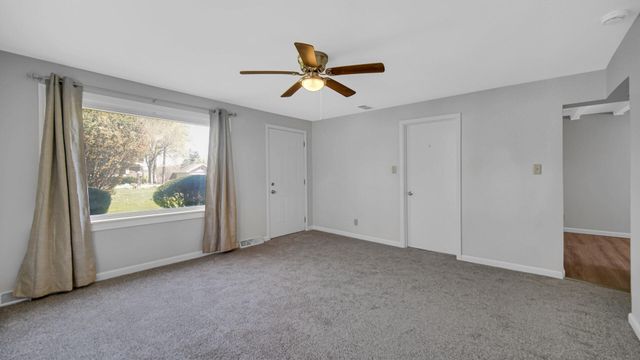 157 Spectacle Drive, Valparaiso, IN 46383