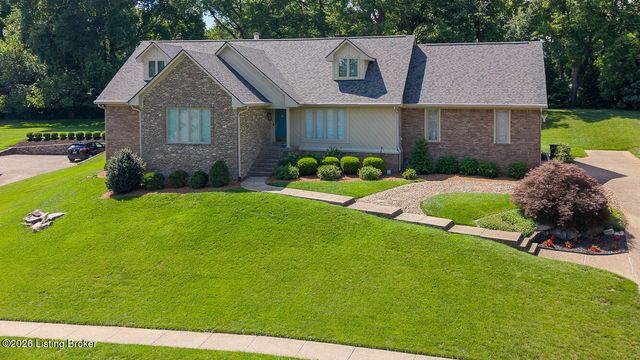 4513 Wolfspring Dr, Louisville, KY 40241
