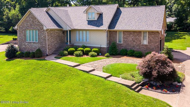 4513 Wolfspring Dr, Louisville, KY 40241