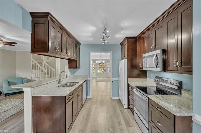 1002 Colonial Meadows WAY, Virginia Beach, VA 23454