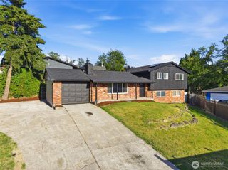 1813 S 244th Place, Des Moines, WA 98198