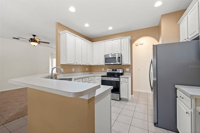 487 CAREY WAY, Orlando, FL 32825