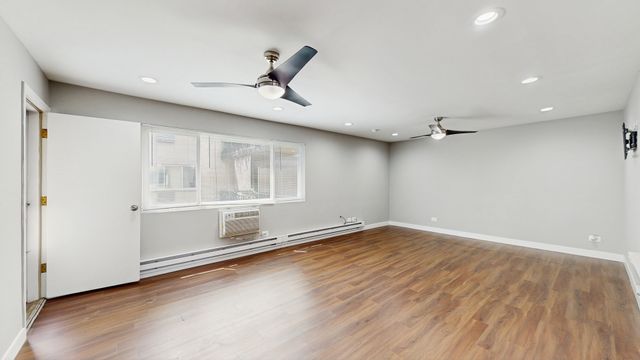 1436 W Farwell Avenue 2D, Chicago, IL 60626