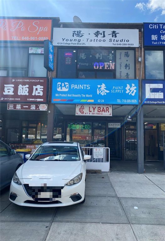 42-24 College Point Boulevard, Flushing, NY 11355 — photo 2