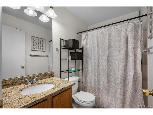 10696 Butte Dr, Longmont, CO 80504