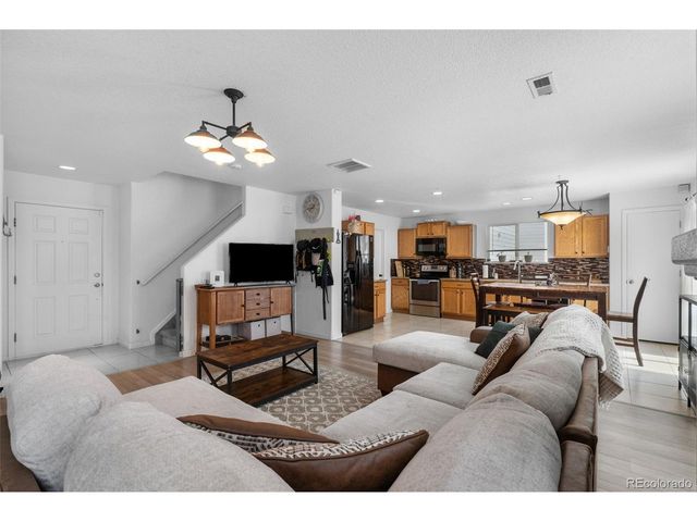 10696 Butte Dr, Longmont, CO 80504