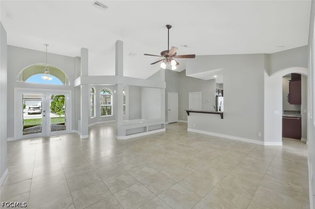 1302 SW 20th ST, Cape Coral, FL 33991