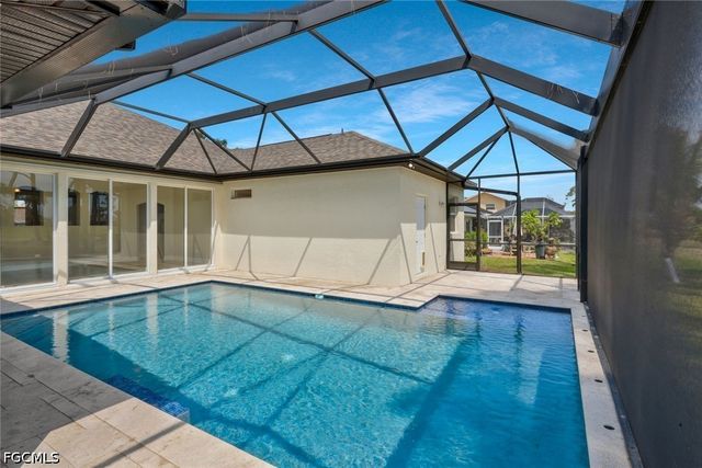 1302 SW 20th ST, Cape Coral, FL 33991