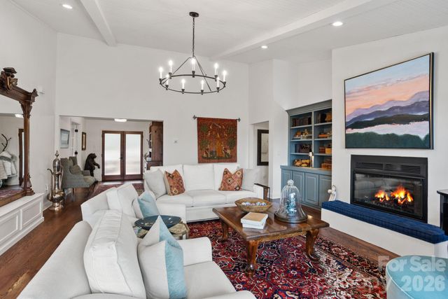 171 Old Hillside Lane, Flat Rock, NC 28731