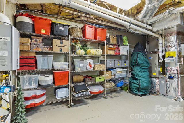 171 Old Hillside Lane, Flat Rock, NC 28731