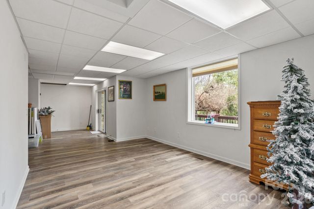 171 Old Hillside Lane, Flat Rock, NC 28731