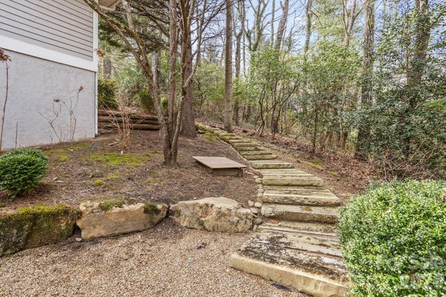 171 Old Hillside Lane, Flat Rock, NC 28731