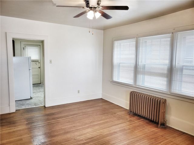 3002-3004 Clermont Avenue, Brentwood, PA 15227