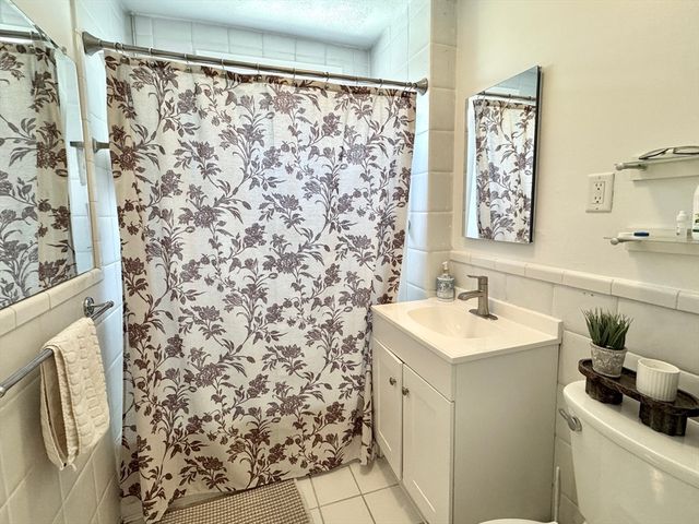 62 Varnum 1, Arlington, MA 02474