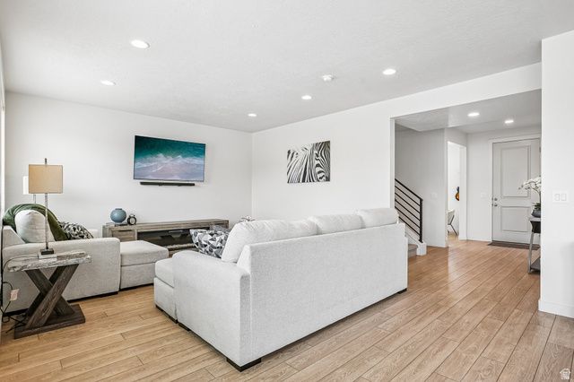 2636 S SINBAD WAY, Magna, UT 84044