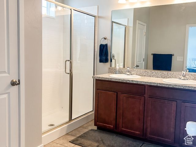 10804 S GRESHAM DR, South Jordan, UT 84009