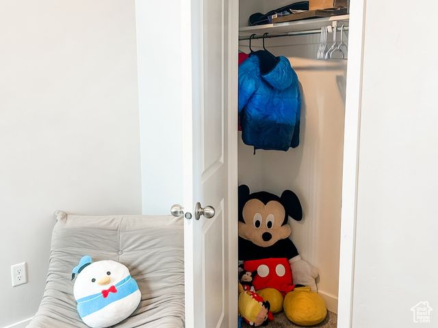 10804 S GRESHAM DR, South Jordan, UT 84009