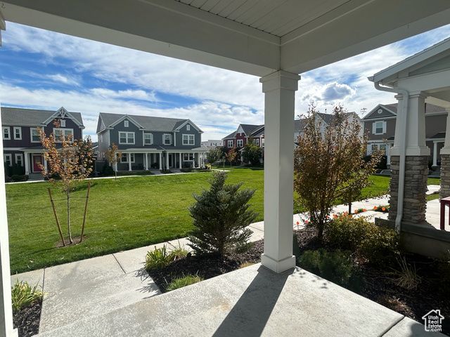 10804 S GRESHAM DR, South Jordan, UT 84009