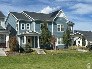 10804 S GRESHAM DR, South Jordan, UT 84009