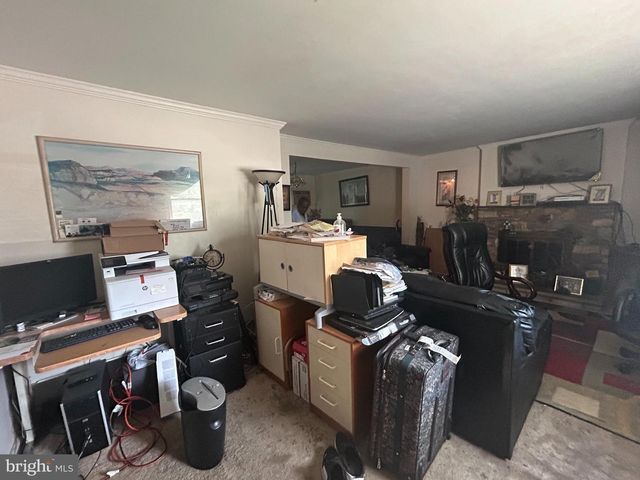 185 BERKLEY AVE, Lansdowne, PA 19050