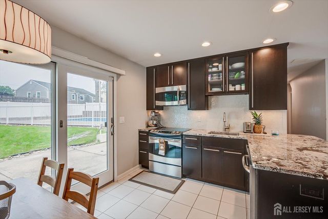 106 Washington Avenue, Iselin, NJ 08830